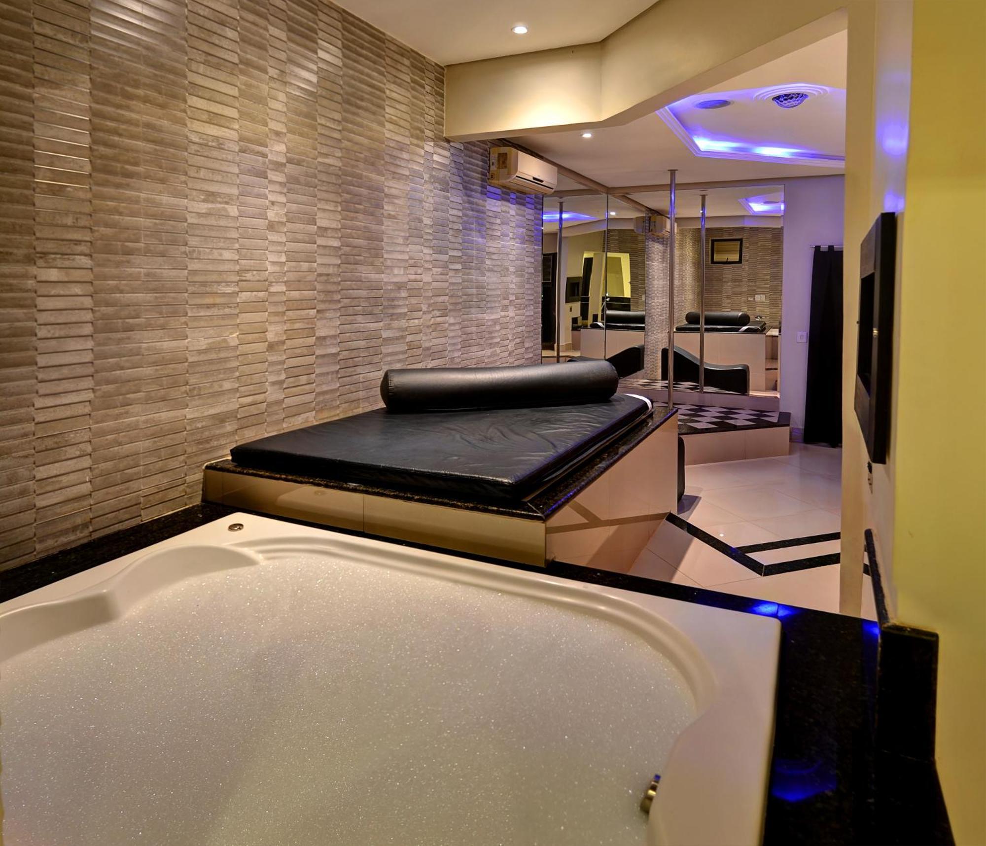 Deslize Motel 4 Uberlândia Zewnętrze zdjęcie