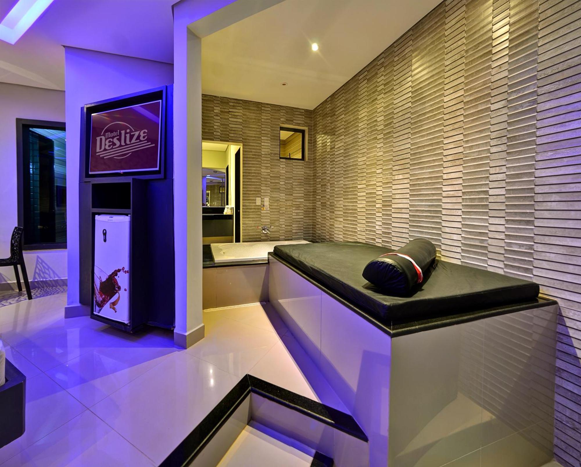 Deslize Motel 4 Uberlândia Zewnętrze zdjęcie